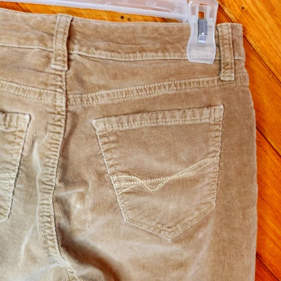 Bandolino Jeans Mandie light brown corduroy straight leg pants missy size 6 - Picture 11 of 13
